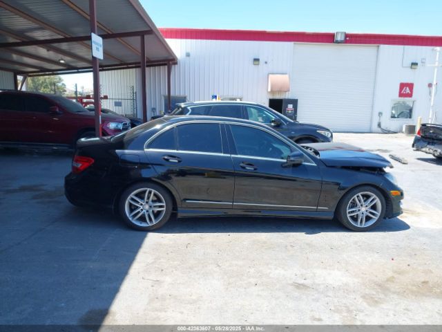 WDDGF4HB1EA942687 Mercedes-Benz C 250 Luxury/sport