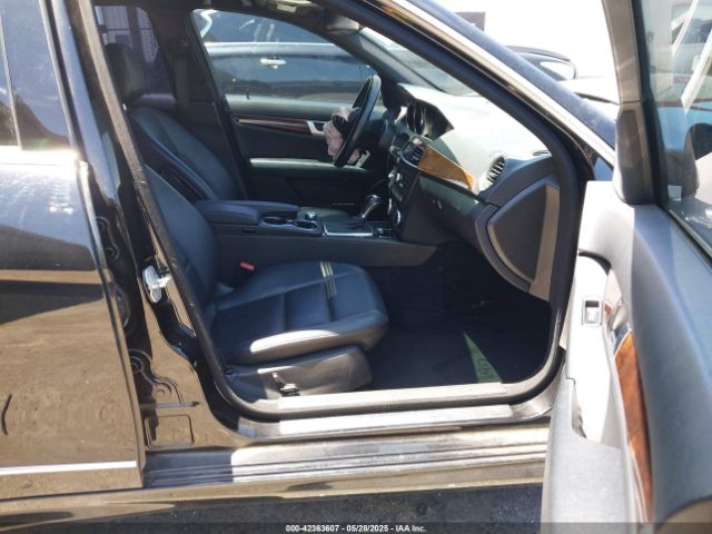 WDDGF4HB1EA942687 Mercedes-Benz C 250 Luxury/sport