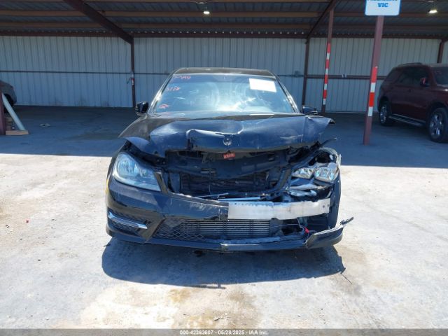 WDDGF4HB1EA942687 Mercedes-Benz C 250 Luxury/sport