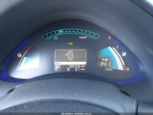 1N4BZ0CP8GC303274 Nissan 2016
