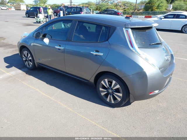 1N4BZ0CP8GC303274 Nissan 2016