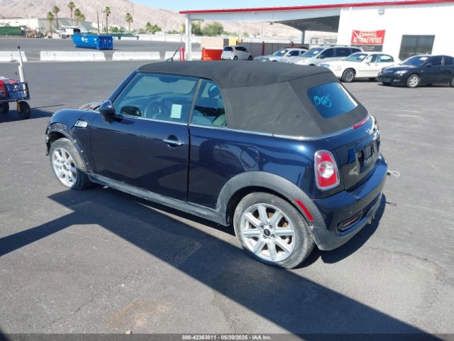 2014 MINI CONVERTIBLE WMWZP3C53ET706796 Photo 2
