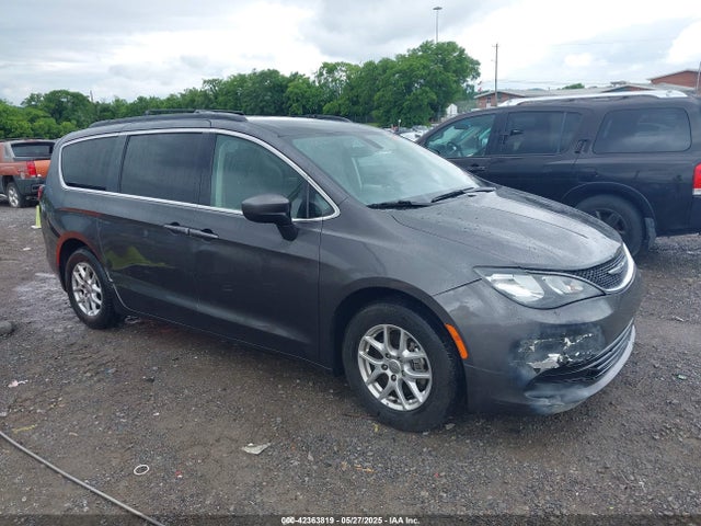 2C4RC1DG8LR197537 Chrysler Voyager Lxi