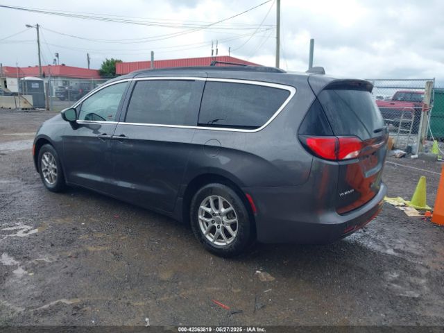 2020 CHRYSLER VOYAGER 2C4RC1DG8LR197537 Photo 2