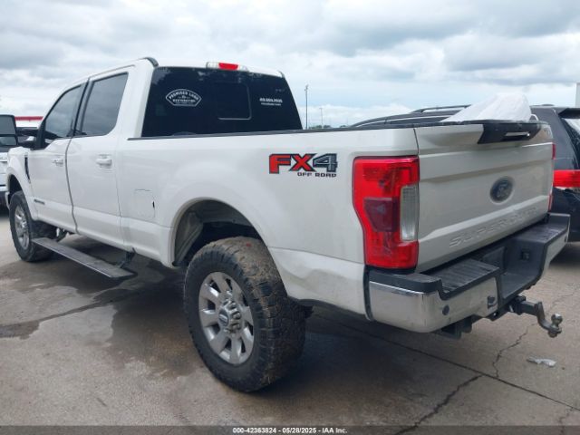 1FT7W2BT6JEB18283 Ford F-250 Lariat