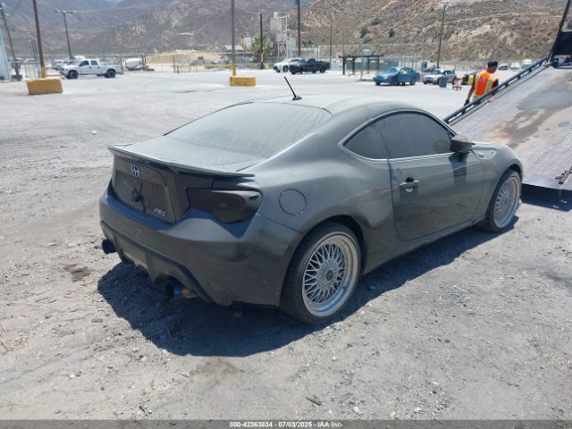 JF1ZNAA1XE9700476 Scion 2014