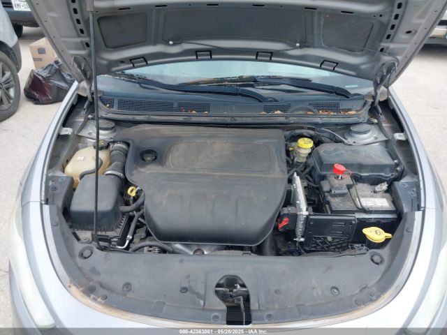 1C3CDFAA2GD517092 Dodge DART SE