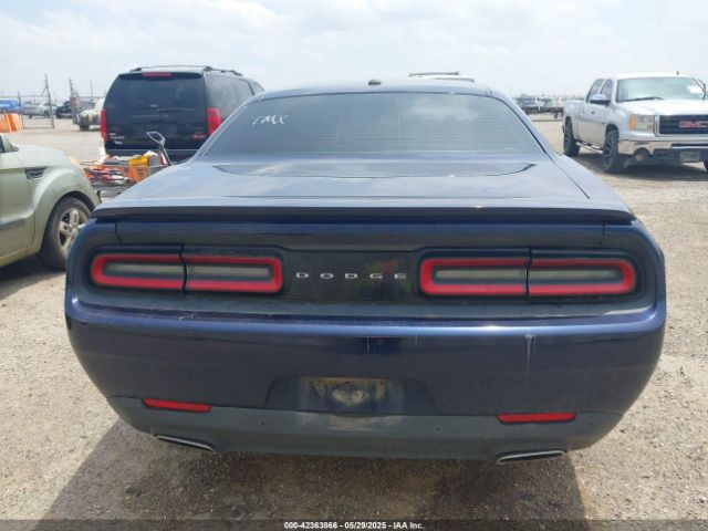 2C3CDZAG3GH102095 Dodge Challenger Sxt