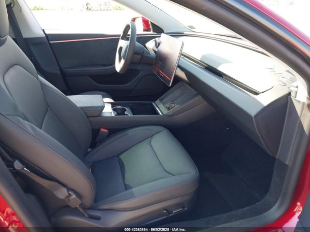2024 TESLA MODEL 3 5YJ3E1EBXRF818333 Photo 4