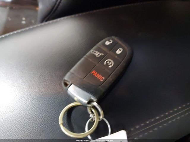 1C4RJFAG7KC588175 Jeep Grand Cherokee Altitude 4x4