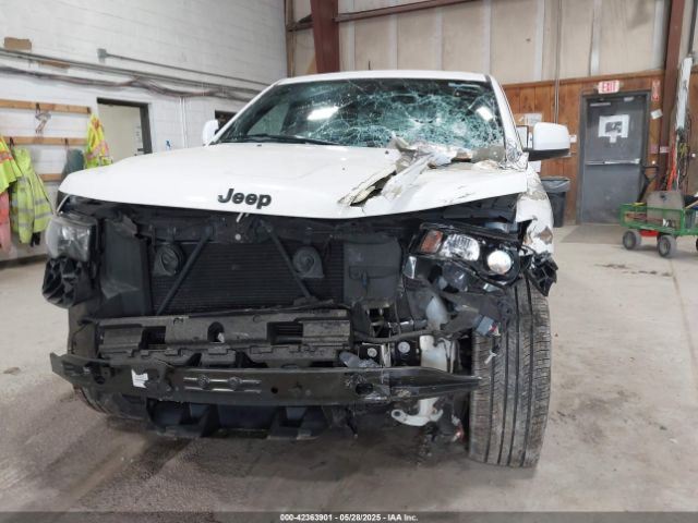 1C4RJFAG7KC588175 Jeep Grand Cherokee Altitude 4x4