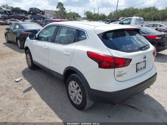 2018 NISSAN ROGUE SPORT JN1BJ1CP7JW161516 Photo 2