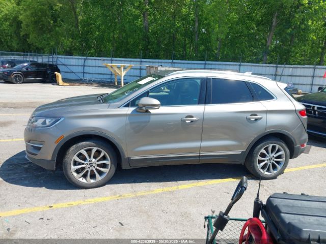 5LMCJ2D9XHUL46424 Lincoln MKC SELECT