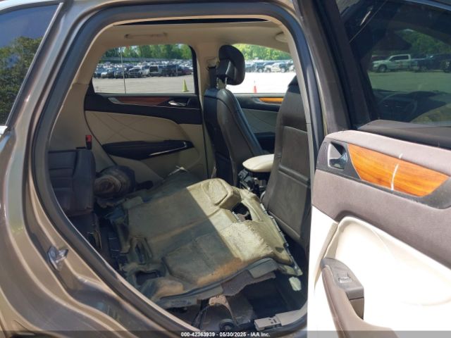 5LMCJ2D9XHUL46424 Lincoln MKC SELECT