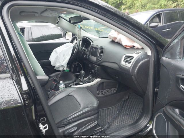2021 JEEP COMPASS 3C4NJDBBXMT575577 Photo 4
