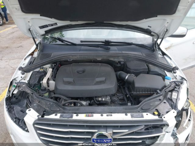 2017 VOLVO XC60 YV440MRU6H2021561 Photo 9