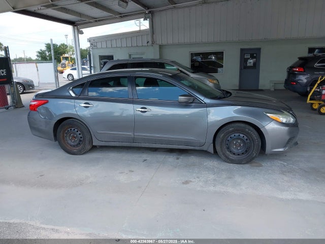 1N4AL3AP6HN365974 Nissan Altima 2.5 S