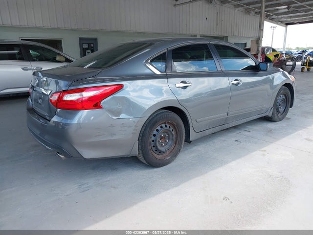 1N4AL3AP6HN365974 Nissan Altima 2.5 S