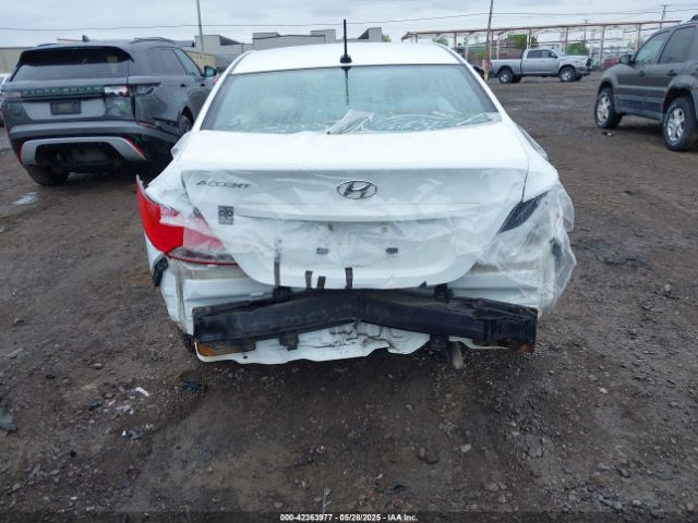 KMHCT4AE5HU314572 Hyundai ACCENT SE