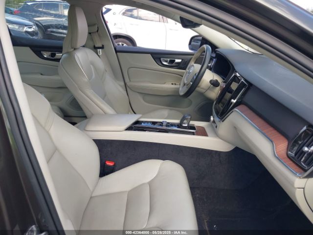 2022 VOLVO S60 7JRL12FZ1NG162991 Photo 4