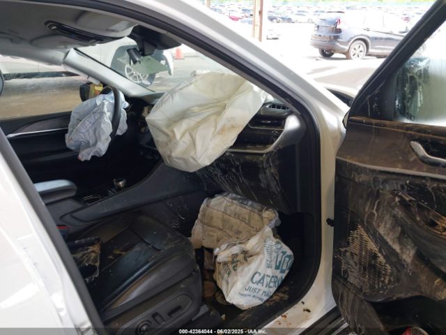 2023 JEEP GRAND CHEROKEE L 1C4RJKBGXP8767666 Photo 4