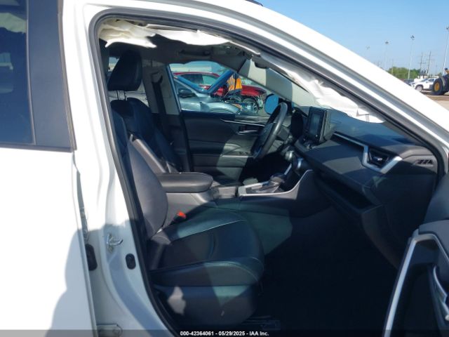 2019 TOYOTA RAV4 2T3C1RFVXKW047889 Photo 4