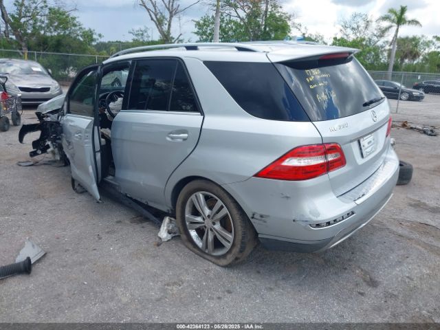 2013 MERCEDES-BENZ ML 350 4JGDA5JB8DA230487 Photo 2
