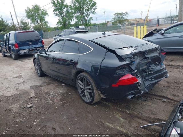 2014 AUDI A7 WAUWGAFC6EN106005 Photo 2