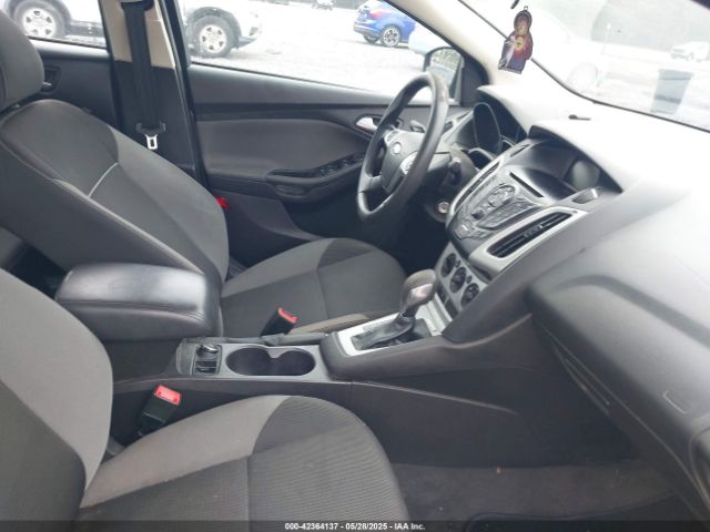 1FADP3F25EL287712 Ford FOCUS SE