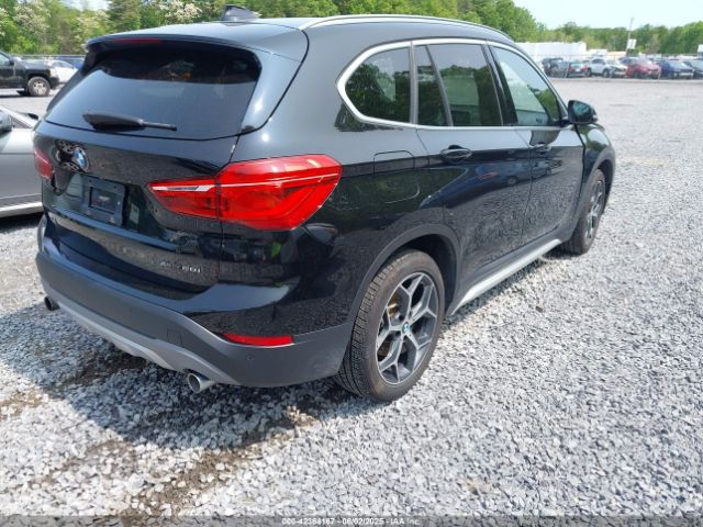2018 BMW X1 WBXHT3C32J5L31106 Photo 3