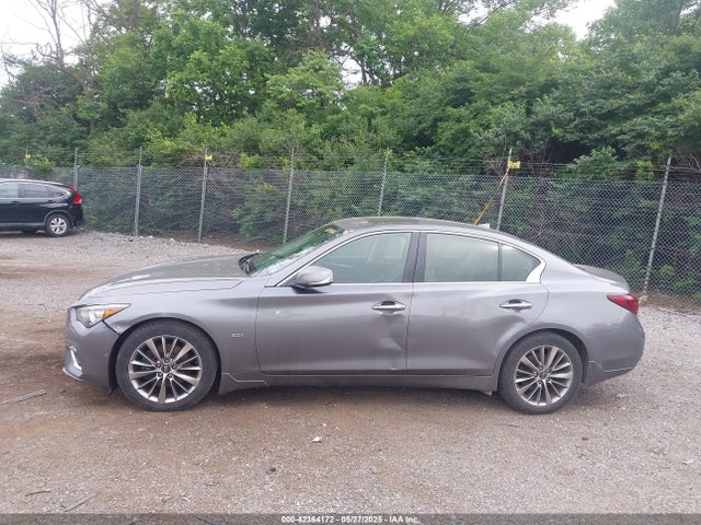 JN1EV7AR7JM439321 Infiniti Q50