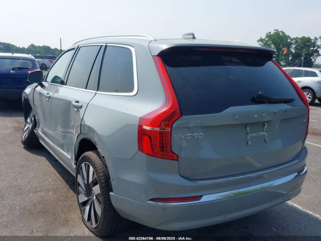 2025 VOLVO XC90 PLUG-IN HYBRID YV4H60JF9S1294190 Photo 2