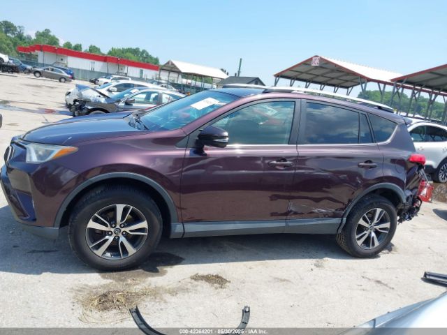 2T3RFREV1JW818607 Toyota Rav4 Xle