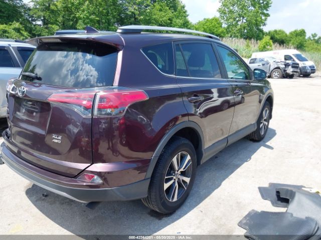 2T3RFREV1JW818607 Toyota Rav4 Xle