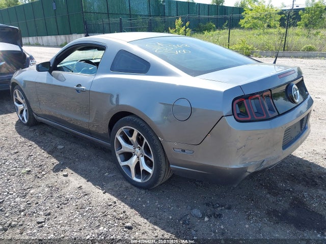 2013 FORD MUSTANG 1ZVBP8AM1D5269392 Photo 2