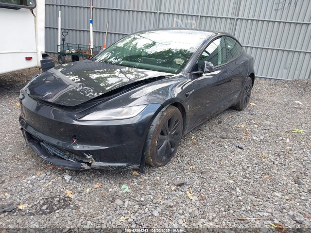 Tesla MODEL 3 2024 5YJ3E1EB6RF830852 Image 2