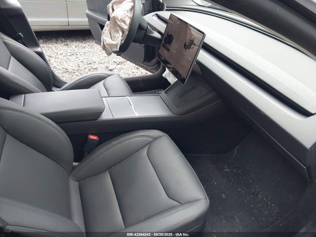 Tesla MODEL 3 2024 5YJ3E1EB6RF830852 Image 5