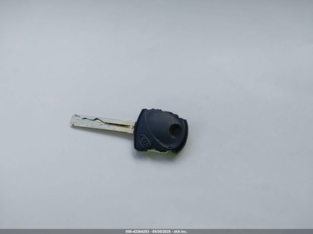 KNDJN2A23G7293945 KIA Soul