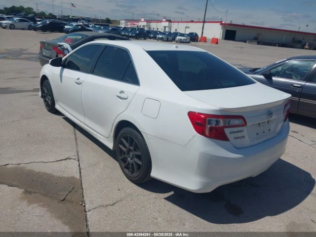 4T1BF1FK9EU843485 Toyota CAMRY SE