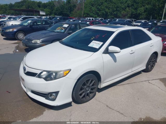 4T1BF1FK9EU843485 Toyota CAMRY SE