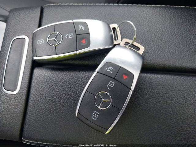 2021 MERCEDES-BENZ GLB 250 W1N4M4GB8MW109368 Photo 10