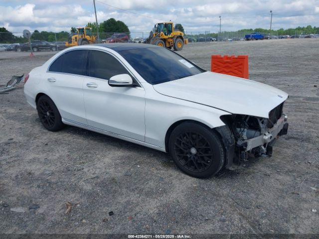 2016 MERCEDES-BENZ C 300 55SWF4JB3GU163946