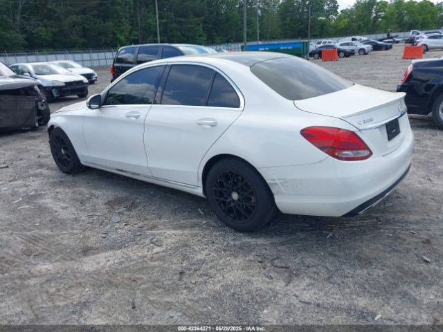 2016 MERCEDES-BENZ C 300 55SWF4JB3GU163946 Photo 2