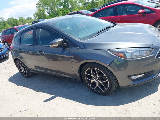 1FADP3M29HL324008 Ford FOCUS SEL