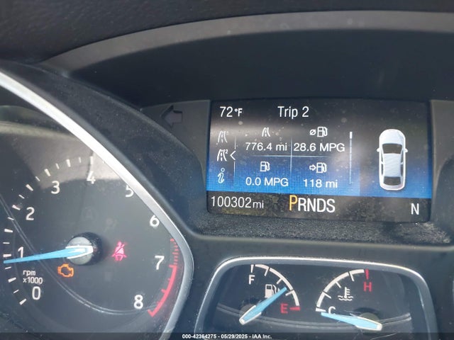 1FADP3M29HL324008 Ford FOCUS SEL