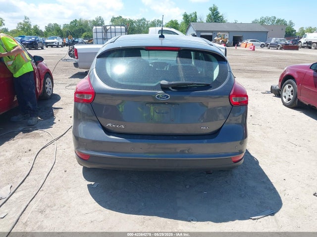 1FADP3M29HL324008 Ford FOCUS SEL