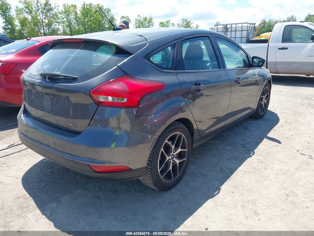 1FADP3M29HL324008 Ford FOCUS SEL