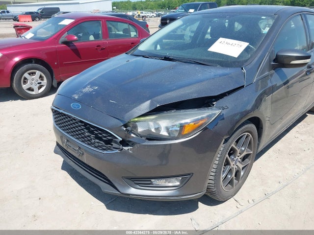 1FADP3M29HL324008 Ford FOCUS SEL
