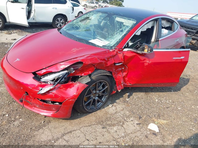 2018 TESLA MODEL 3 5YJ3E1EA7JF058454 Photo 1