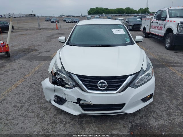 1N4AL3AP3JC163238 Nissan 2018